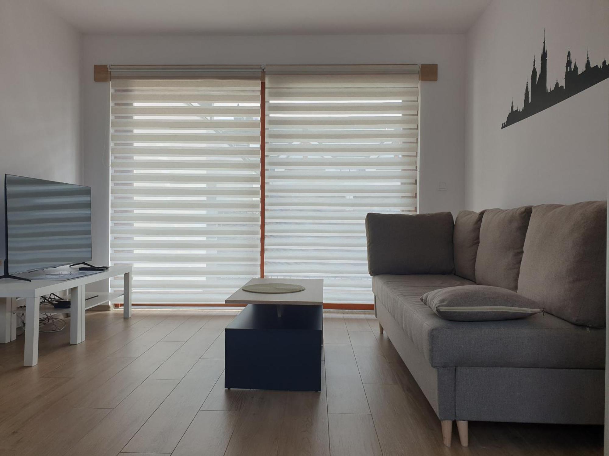 Near The Airport- Apartments Krakow Bagian luar foto