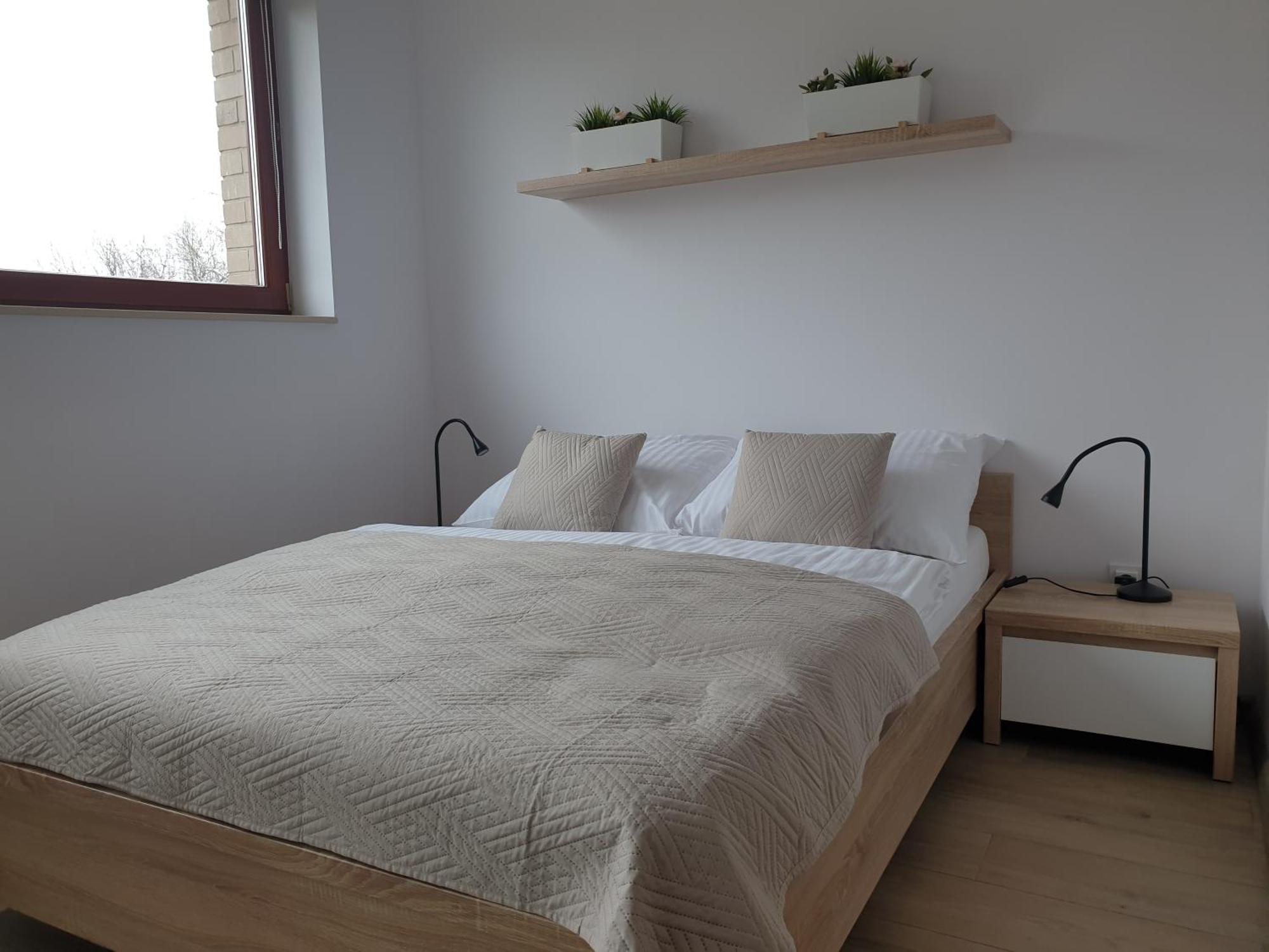 Near The Airport- Apartments Krakow Bagian luar foto